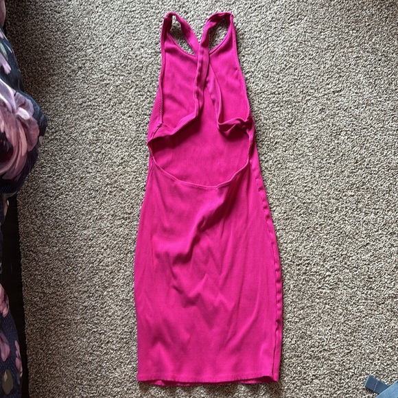 Skin-Tight Hot Pink Dress - Picture 6 of 6